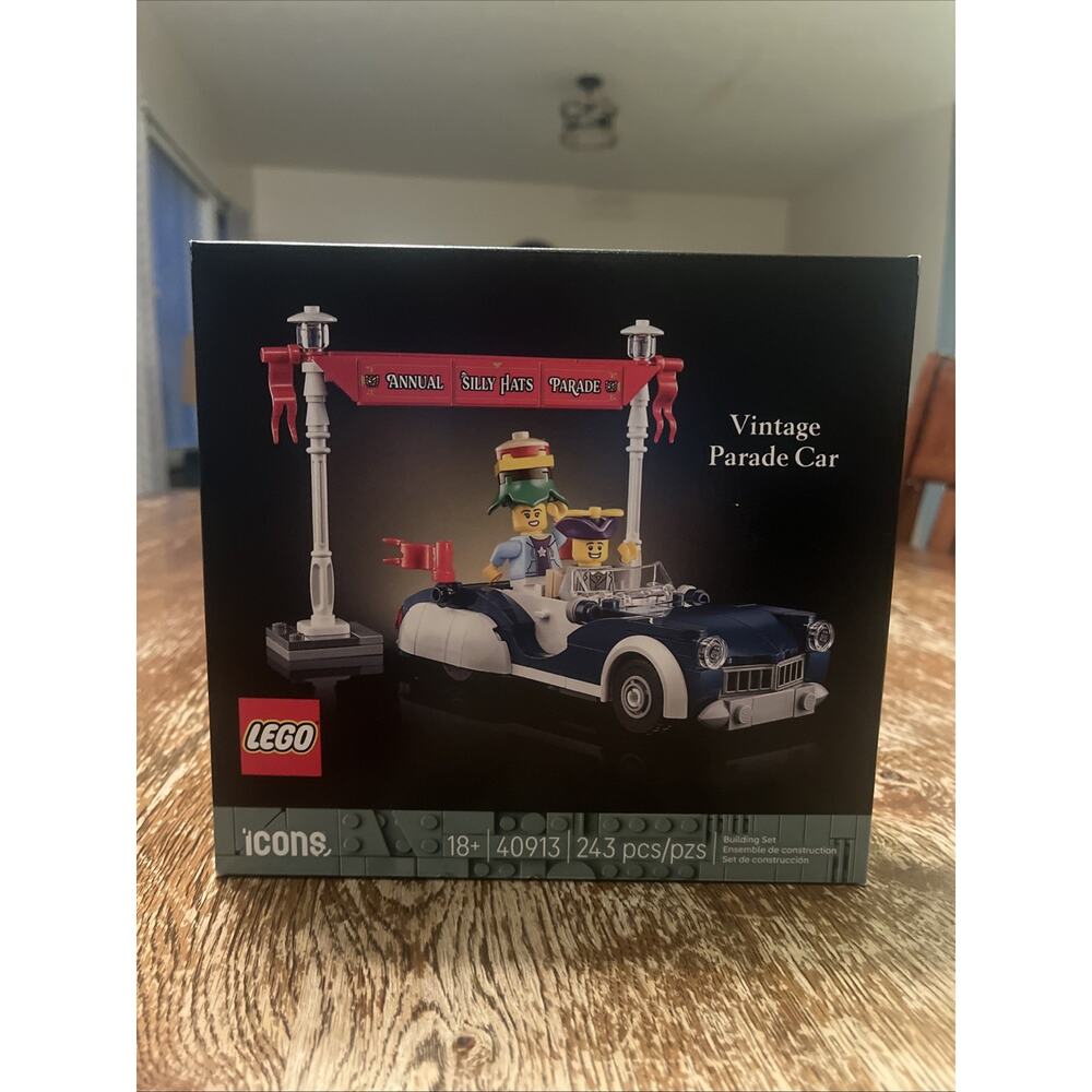 LEGO 40913 - ICONS GWP - Vintage Parade Car (New/Sealed in Box)